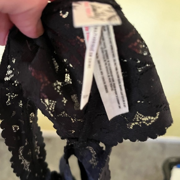 Intimately Free People Elegant Black Lace Bralette Size XS - Picture 5 of 6